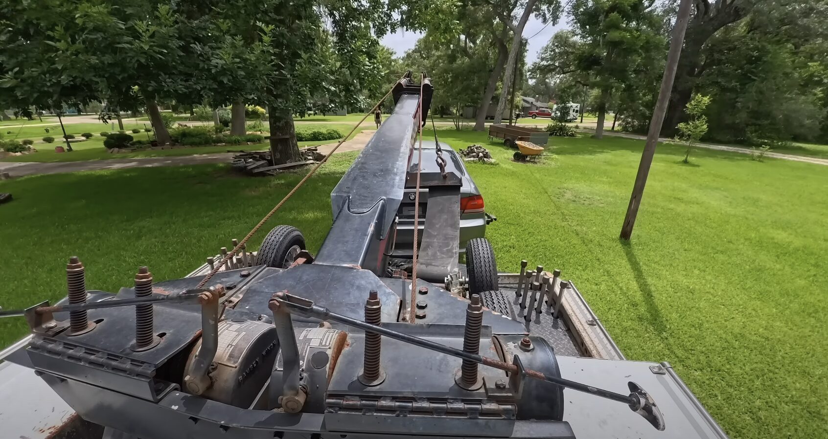 Flatbed Towing Equipment - Professional vehicle recovery tools in Palmview, TX Professional flatbed towing equipment and winch system in Palmview, TX